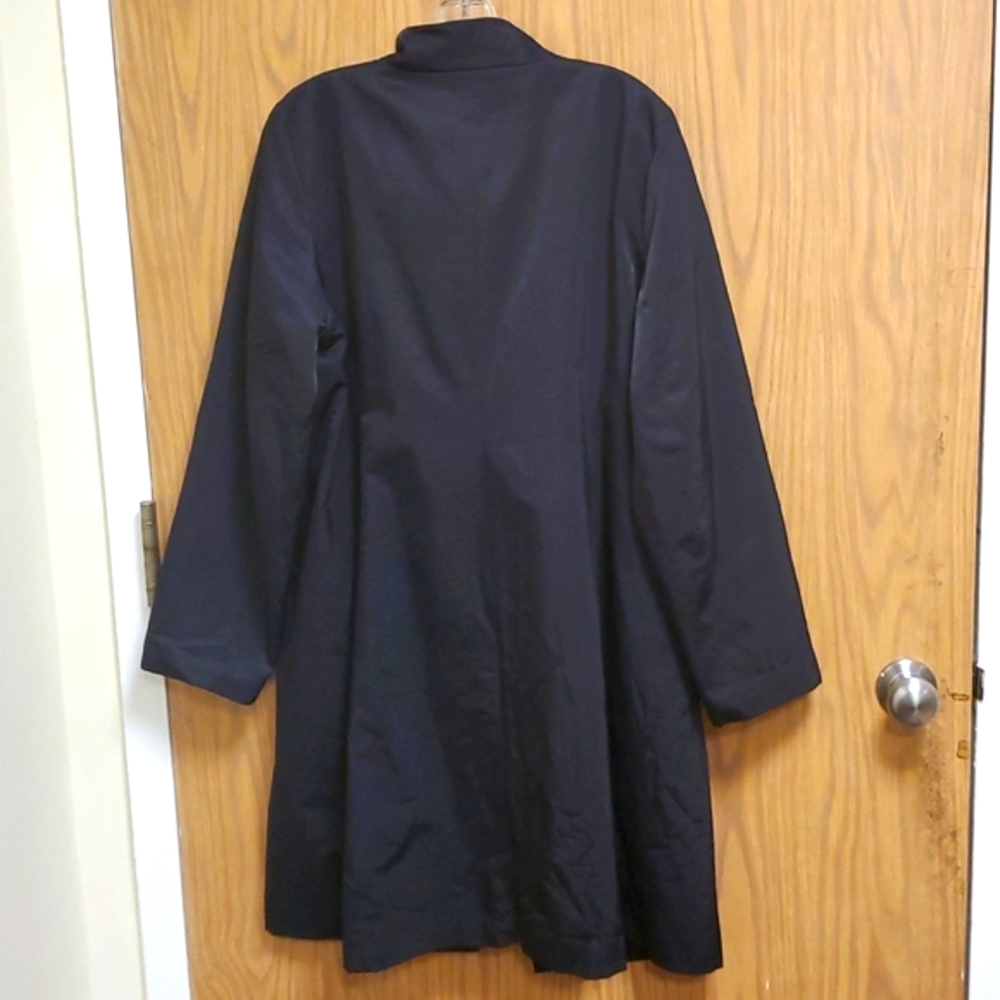 Eileen Fisher black satin coat Sz M - Picture 2 of 10